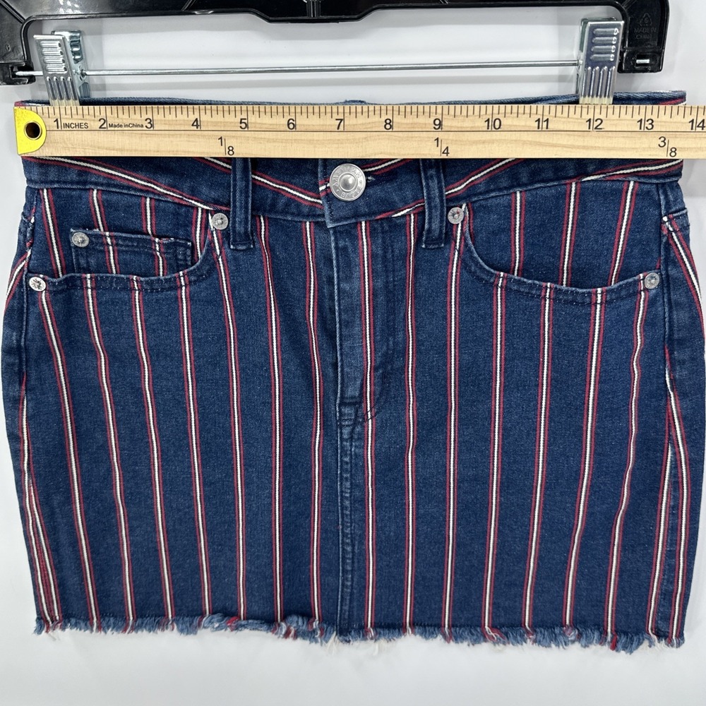American Eagle Hi Rise Mini Denim Skirt Womens Sz 2 Blue Striped Americana 27x14 - Picture 5 of 9